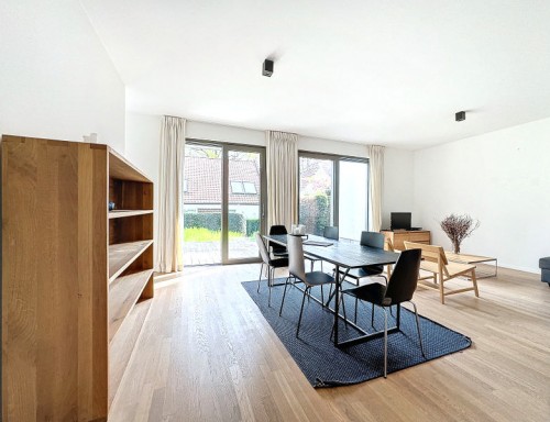 Rez meublé moderne de 104m² - 2 chambres - grande terrasse de 35m² 