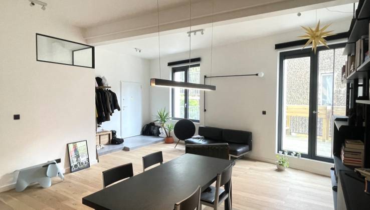 OFFRE ACCEPTEE Bel appartement  81m² - 1 chambre style loft avec terrasse