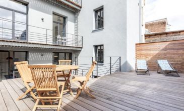 Bel appt meublé avec belle terrasse (+-50m²) / Chatelain 
