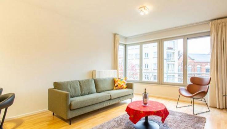 Proximité Thieffry/Place Saint-Pierre- Bel appartement meublé  3 chambres