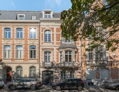 CEE - Bel hôtel de Maître 6 chambres avec arrière maison et Jardin