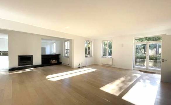 Villa in Coral Gables