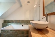 Gallery 01