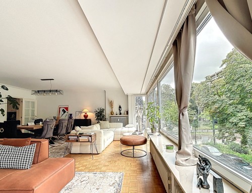 Bruxelles Av. Louise appart.de standing +-165m²  3 ch. living +-60m²