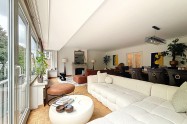 Gallery 01