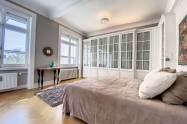 Gallery 01