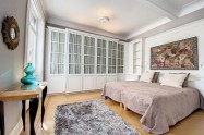 Gallery 01