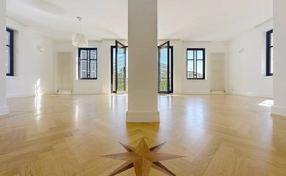 Villa in Coral Gables