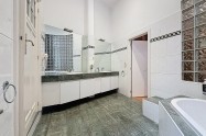 Gallery 01