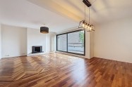 Gallery 01