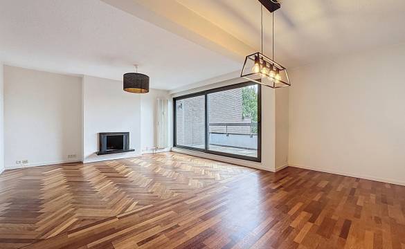 Villa in Coral Gables