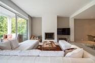 Gallery 01