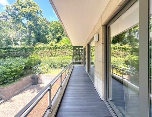 Standing appt 3 chambres avec spacieuse terrasse / Floride.