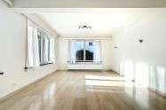 Gallery 01