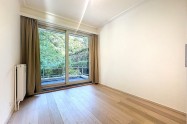 Gallery 01