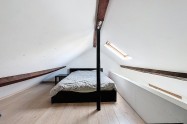 Gallery 01