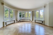 Gallery 01