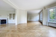 Gallery 01