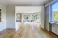 Gallery 01