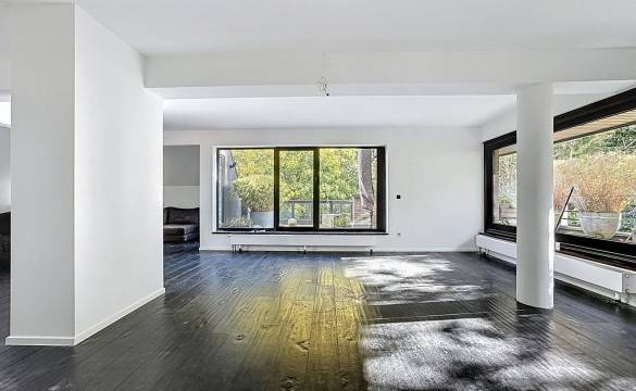 Villa in Coral Gables