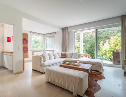 Belle villa – ±300 m² – 4 Chambres – Terrain de 15 ares